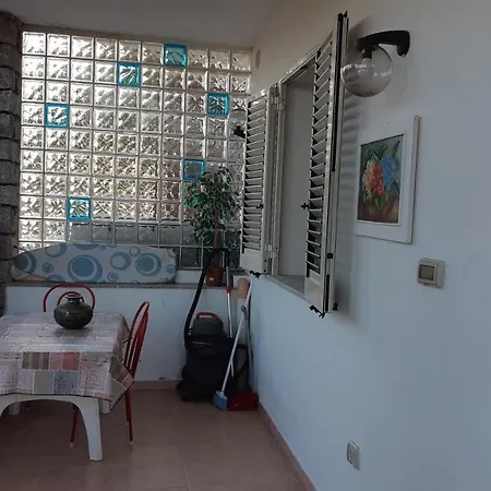 La Casa Di Giu * Olbia